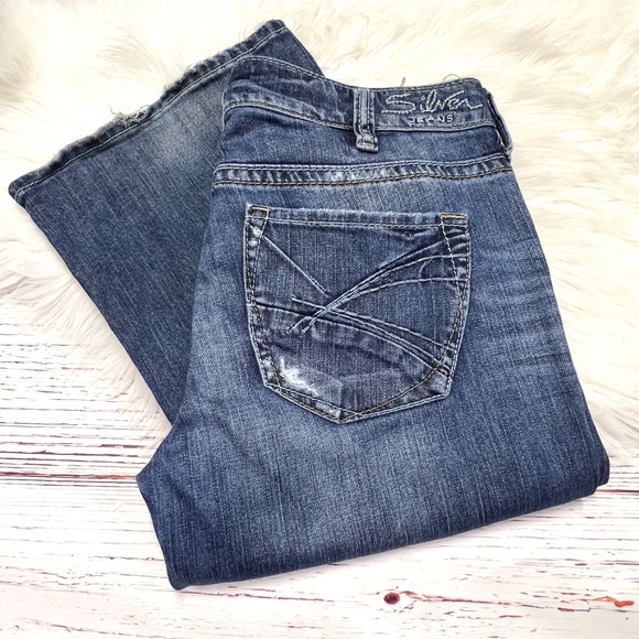 👖|•SILVER JEANS•| LOLA Boot Cut Jeans Size 30👖 - Picture 4 of 9